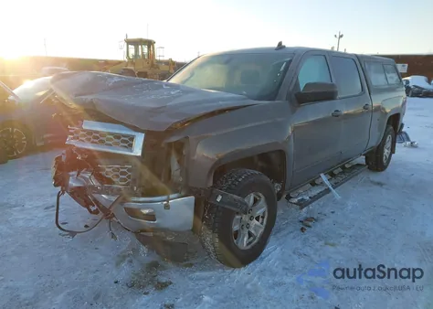 2015 Chevrolet Silverado 1500 1Lt из США, поврежденный, VIN 3GCUKREC3FG289799